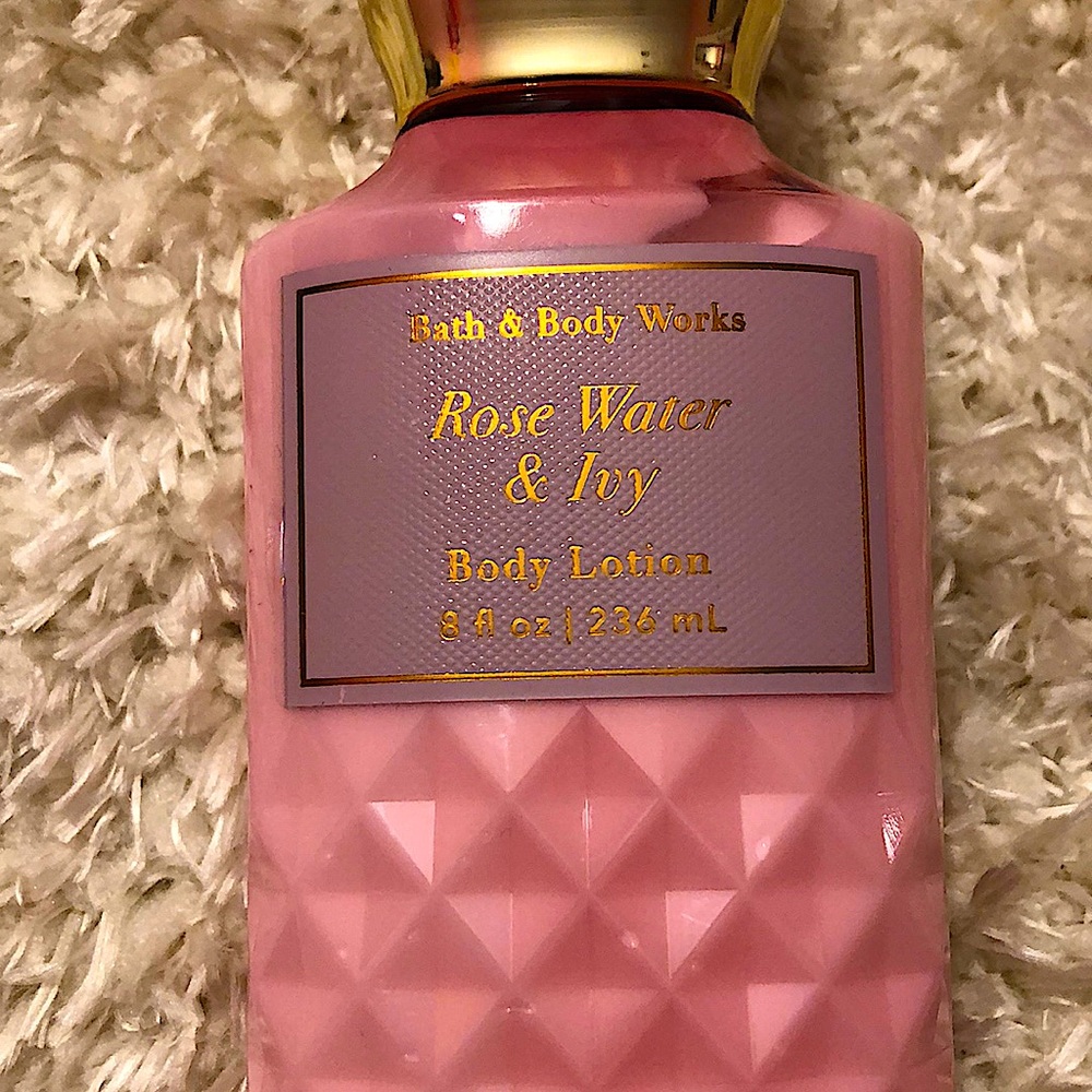 Rose Water & Ivy Body Lotion